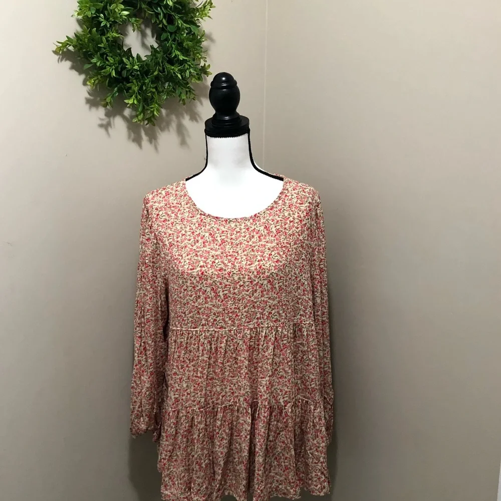 American Eagle 🦅Top - Picture 2 of 7